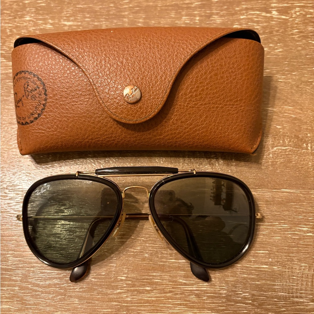 Ray-Ban Gold Frame Sunglasses with Brown Case